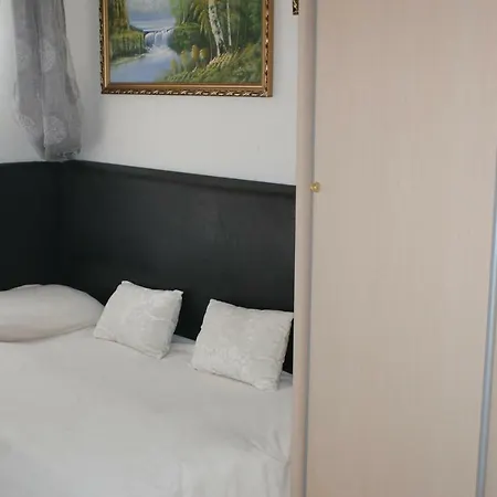 Rooms Complex 
